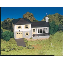 Bachmann 45213 HO Plasticville Kit Split-Level House
