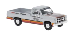 Brekina 19657 HO GMC Sierra Hauler 1983