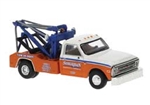 Brekina 19667 HO 1981 GMC C30 Tow Truck Assembled Suburban