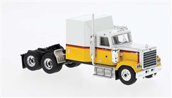 Brekina 85782 HO Chevy Bison White/Yellow
