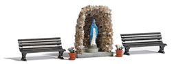 Busch 1095 HO Lourdes Grotto w/Virgin Mary Statue Kit