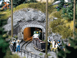 Busch 1471 HO Mine Entrance 2 Rail