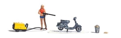 Busch 7833 HO Complete Miniature Scene Scooter Wash w/ Pressure Washer Bucket and Woman Figure