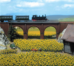 Busch 8103 N Sunflower Field pkg 96 plus Bases