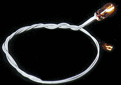 Cir-Kit Concepts 10101 Grain-Of-Wheat Bulb 12V w/1/8" Wires
