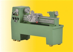 Kibri 38672 HO Lathe Assembled & Decorated Green