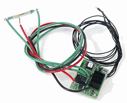 Miniatronics 100-220-01 Ditch Lights 1 Unit Assembled PC Board w/Reed Switch, 2 Incandescent Bulbs, & 8 Bi-Polar Magnets