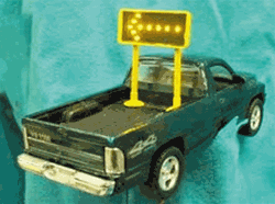Miniatronics 82-5L1-01 Flashing Highway Arrow Mobile Display w/Battery Holder & 30" of 30-Gauge Wire Single Left
