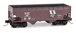 Micro Trains 055 00 440 N 33' Open Hopper 2-Bay Offset Side Pacific Great Eastern #261