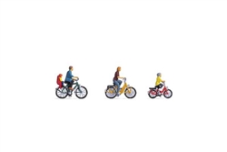 Noch 15909 HO Family on a Bike Trip 4 People on 3 Bicycles