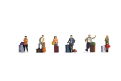 Noch 36217 N Travelers with Luggage pkg (6)