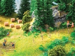 Noch 7460 HO Hay Bales Pkg 18