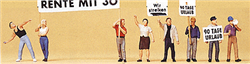 Preiser 10456 HO Pedestrians Demonstrators w/Signs