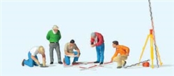Preiser 10805 HO Archeologists w/Tools pkg(5)