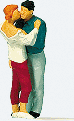 Preiser 28122 HO Kissing Couple