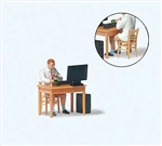Preiser 28250 HO  Individual Figure Home Office Figure With Chair Desk and Computer