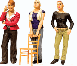 Preiser 45139 G Pedestrians Three Young Ladies Pkg 3