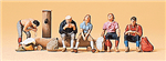 Preiser 79162 N Pedestrians Wanderers At Water Pump pkg 6