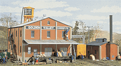 Walthers 3018 HO Golden Valley Canning Company Kit