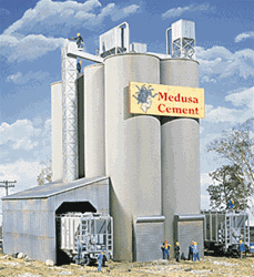 Walthers 3019 HO Medusa Cement Company Kit