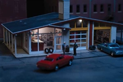 Walthers B3541 HO Vintage Gas Station with Spaces Interior Structure Kit with Interior Lighting and Detail Insert