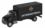 Walthers 11292 HO International 4900 Single-Axle Box Van International