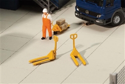 Walthers 4144 HO Pallet Jacks Kit Pkg 4